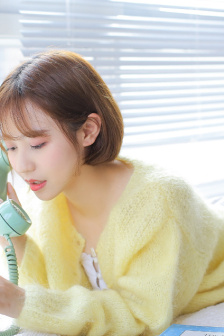 吃着她的小核桃
